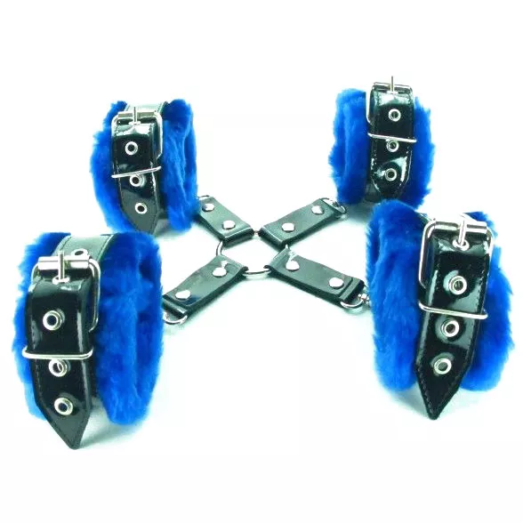 НАБОР ФИКСАТОРОВ С СИНИМ МЕХОМ BDSM LIGHT. Вид 1.