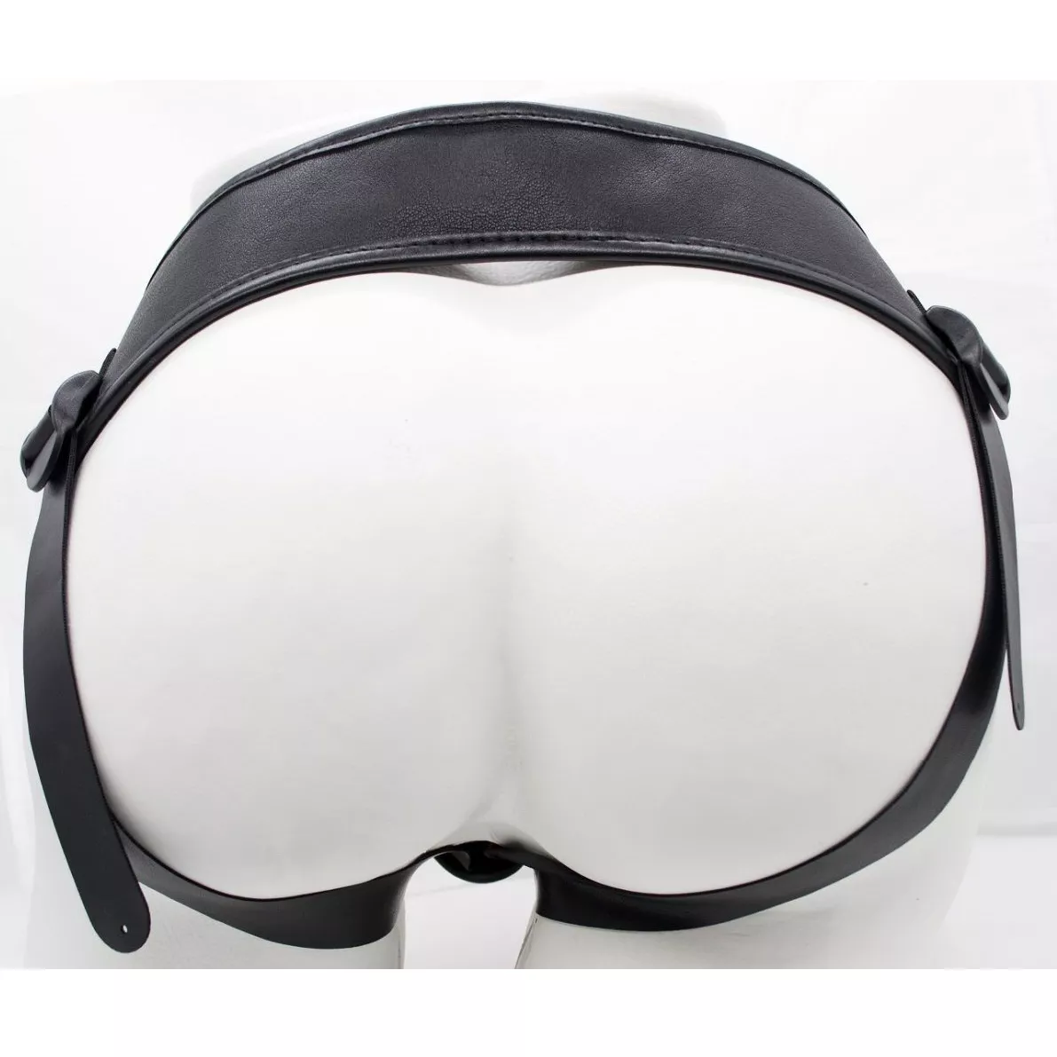 СТРАПОН HARNESS ИЗ ДВУХ ПРЕДМЕТОВ РЕГУЛИРУЕМЫЕ ТРУСИКИ И НАСАДКА-ФАЛЛОС 17,5 СМ. Вид 6.