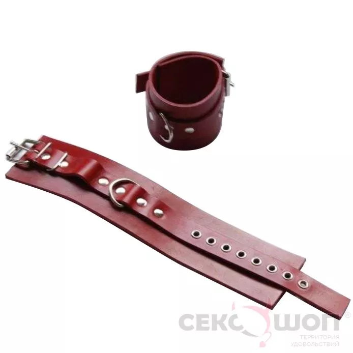 НЕПОДШИТЫЕ КОЖАНЫЕ НАРУЧНИКИ ДЛЯ БДСМ (КРАСНЫЕ). Вид 1.
