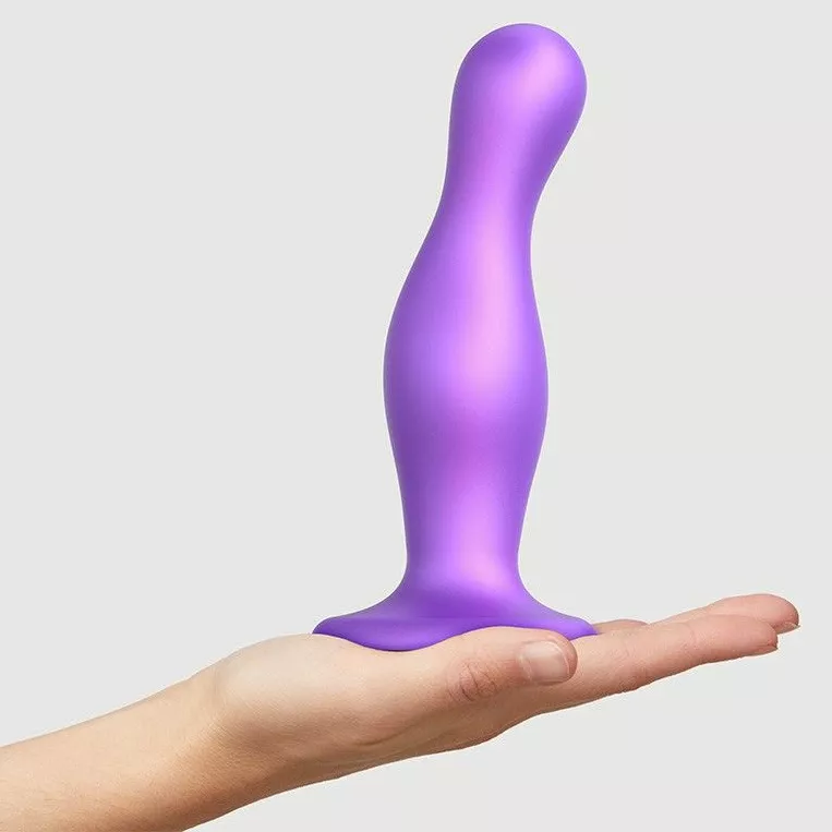 ФИОЛЕТОВАЯ НАСАДКА STRAP-ON-ME DILDO PLUG CURVY SIZE L. Вид 2.